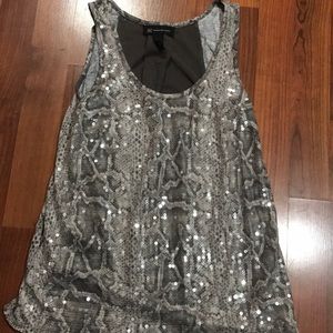 Gray snake printed tank